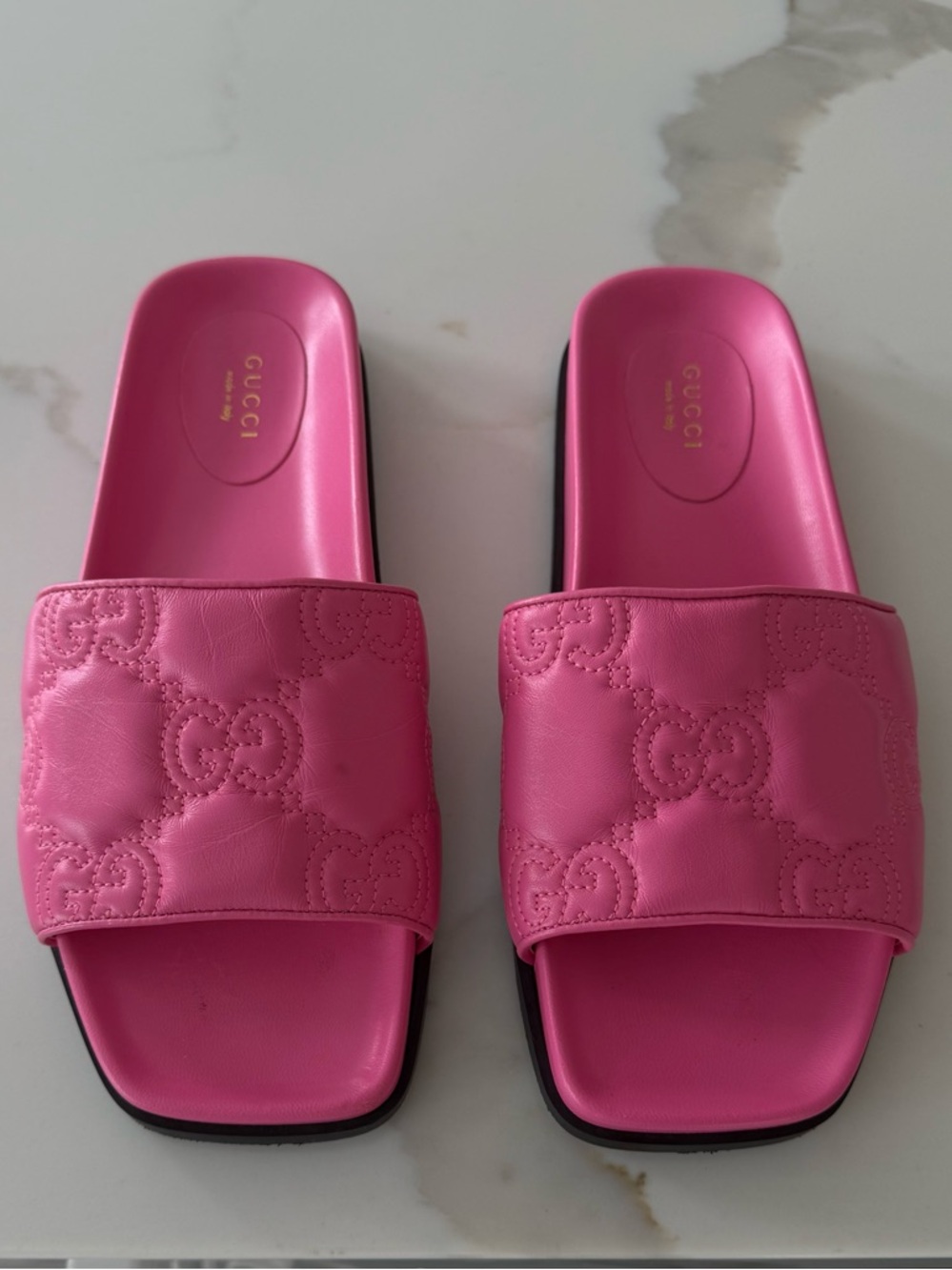 Gucci GG Charlotte Flats Pink Leather Slides Sandals - Picture 2 of 9
